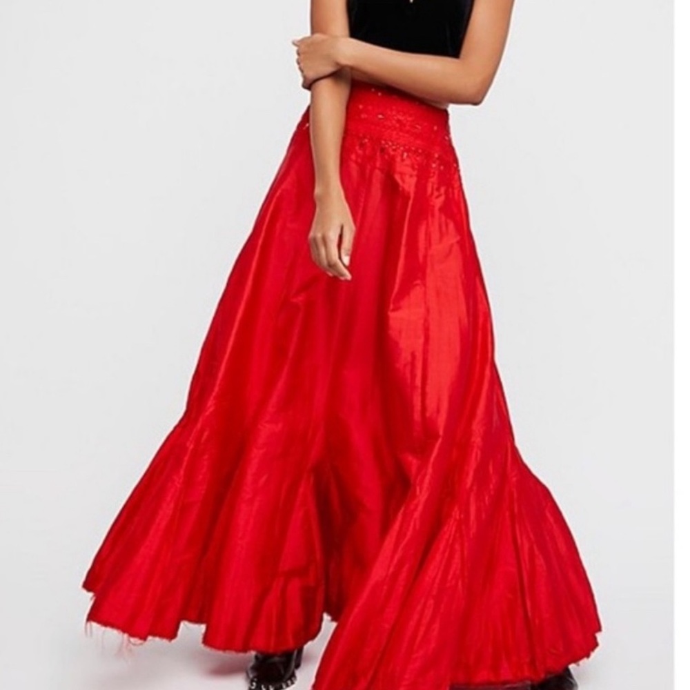 NWOT FREE PEOPLE party maxi taffeta skirt